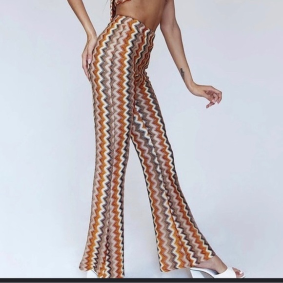Princess Polly Pants - Princess Polly Montaa Hippie Vibes Chevron Knit Flare Pants Size 4 60s/70s